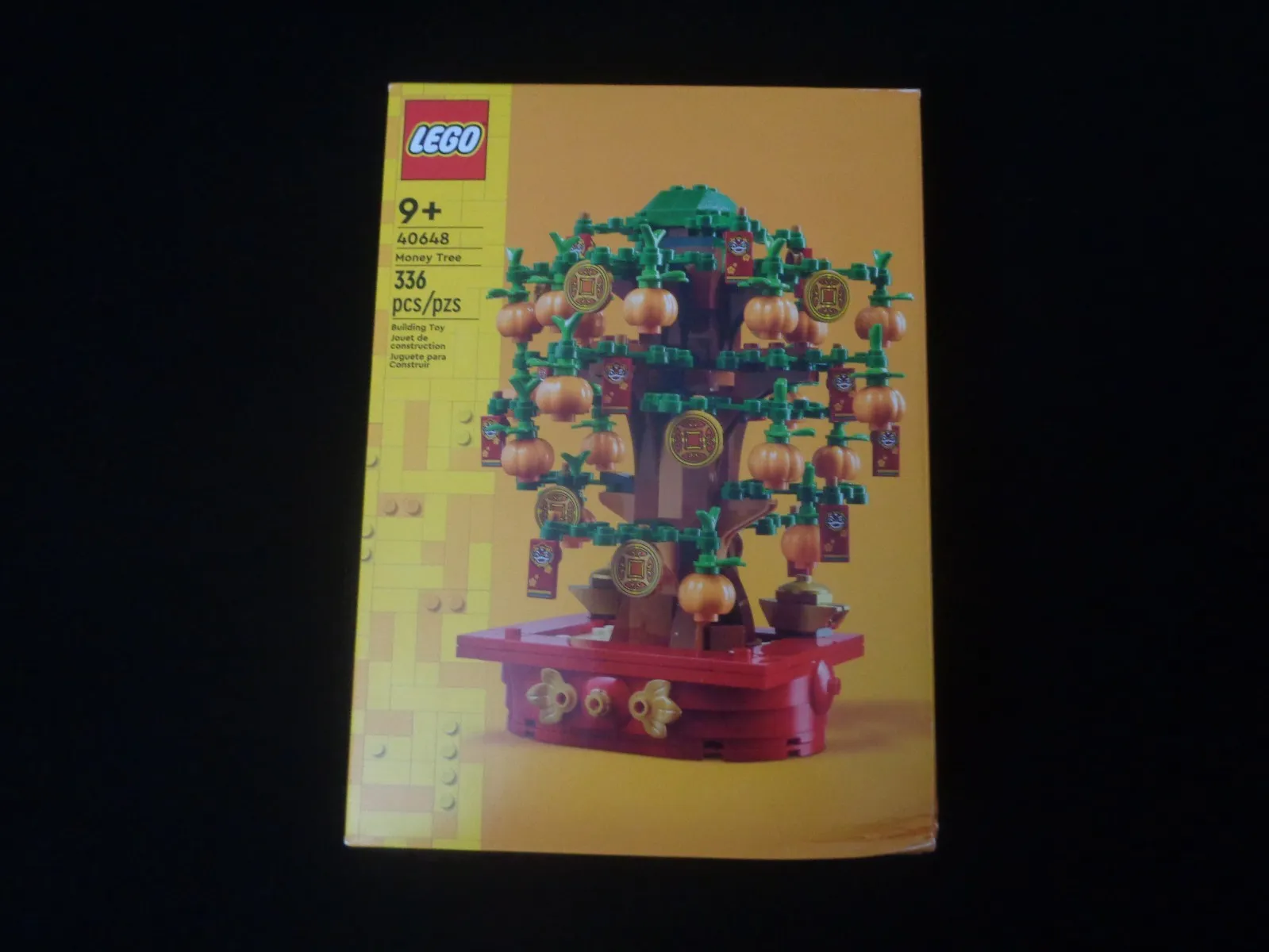 Lego 40648 Money Tree Retired Box Damage