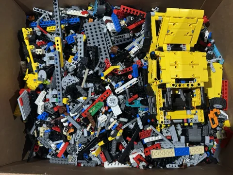 Lego Technic Bulk Lot. 17 Pounds!!! 42122 + More!