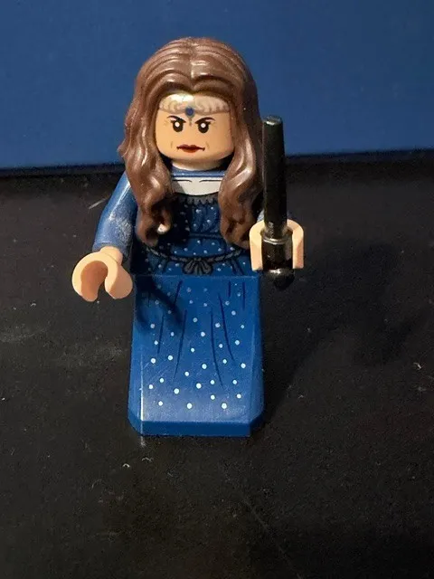 LEGO Rowena Ravenclaw Minifigure Harry Potter Hogwarts Castle 71043 NEW hp162