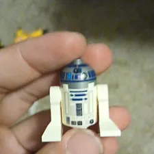 LEGO Star Wars R2-D2 Minifigure Droid, Plastic LEGO Character
