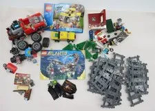 Bulk LEGO City/Atlantis/Tracks LOT  Bricks, parts, Pieces,  accessories 2.1 Lb