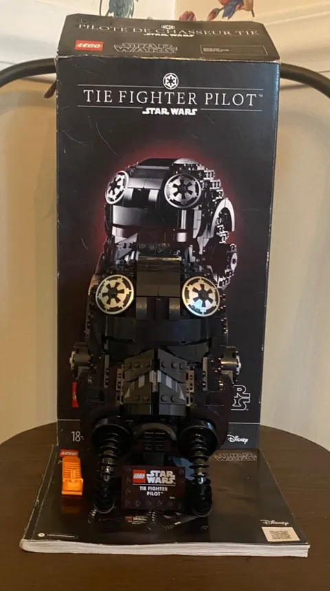 100% COMPLETE LEGO 75274 Star Wars Fighter Pilot Helmet Includes Box and Manual
