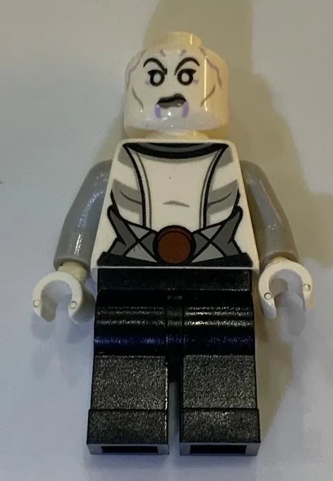 Lego Star Wars Asajj Ventress Minifigure White Torso Clone Wars
