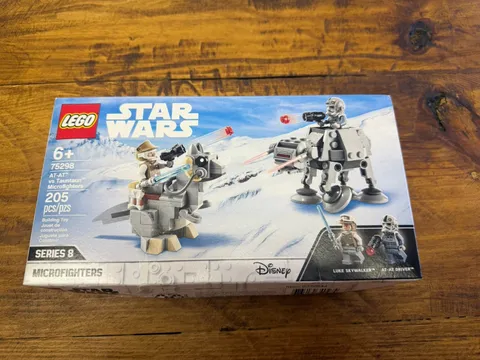 LEGO Star Wars: At-At Vs. Tauntaun Microfighters (75298)