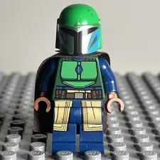 Mandalorian Tribe Warrior sw1078 Female, Dark Brown Cape, Green Helmet - 3E