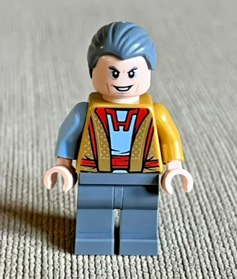 LEGO SH0410 Grandmaster Minifigure from Set 76088, Mint Condition