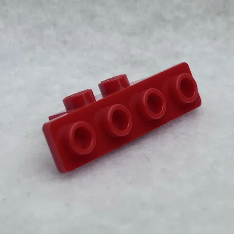 LEGO 2436b Red Bracket 1 x 2 - 1 x 4 with Rounded Corners (x1)
