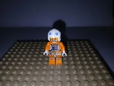  LEGO  Snowspeeder Pilot Minifigure Authentic 