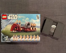 LEGO 40686 Trade Federation Troop Carrier and limited edition coin