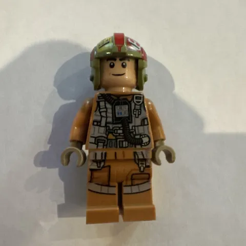 New Genuine LEGO Resistance Bombardier Nix Jerd Minifig Star Wars 75188