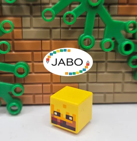 (S12/7/3) LEGO 19729pb007 Head Modified Cube Minecraft Blaze