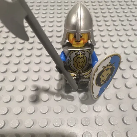 LEGO Castle Lion Knight Minifigure w/ Helmet, Shield & Halberd