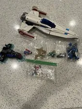 lego dc super heroes darkseid invasion 76028( 100% Complete With Extra Pieces)