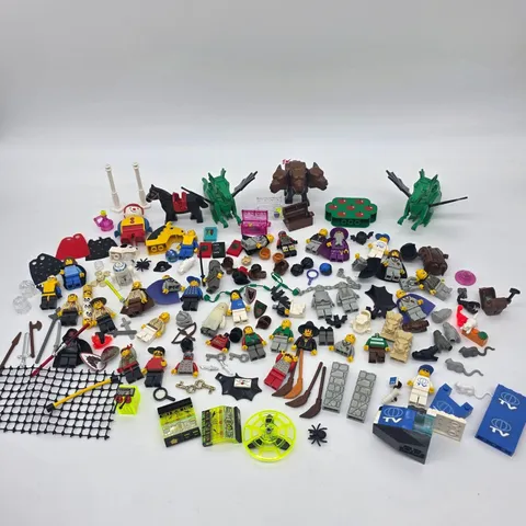Vintage LEGO Minifigure Lot Harry Potter Castle Star Wars and Accessories