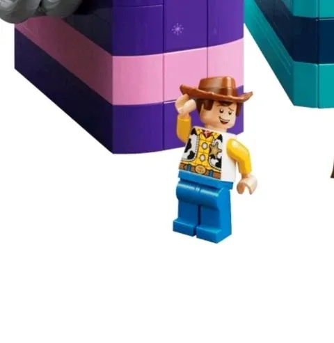 LEGO New Woody Toy Story Minifigure 43301 Pixar Toy Story Slinky Bookends Set