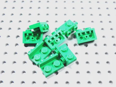 LEGO Lot of 8 Bright Green 1x2-1x2 Inverted Brackets BM