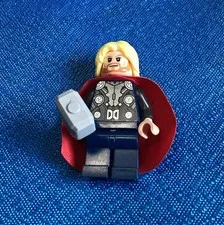 LEGO - Super Heroes: The Avengers - Thor, Soft Cape - Mini Figure / Mini Fig