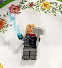 Lego Thor Minifigure sh645 Avengers 76152 Wrath of Loki - No Cape