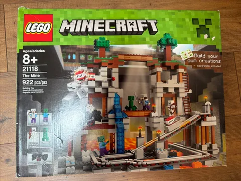 LEGO Minecraft The Mine Set 21118 In Box With Instructions Likely Incomplete