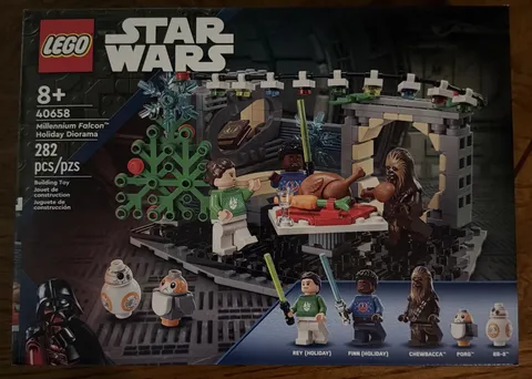 40658 LEGO Star Wars Millennium Falcon Holiday Diorama, New and Sealed