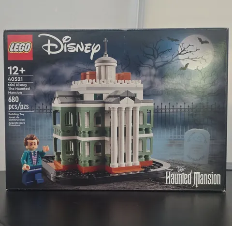 NEW LEGO Disney Mini Haunted Mansion 40521 Complete Set 680 pcs Age 12+ Minifig