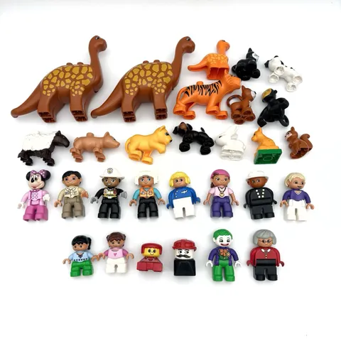 Lego Duplo Figures DINOSAURS /ZOO / FARM ANIMALS & PEPOLE Lot Of 29