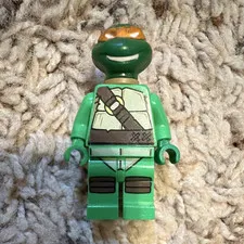 LEGO Teenage Mutant Ninja Turtles Minifigure - Michelangelo Green Turtle Figure