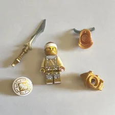 LEGO Ninjago Dragon Master Wu with all Dragon Armor hardly used great condition