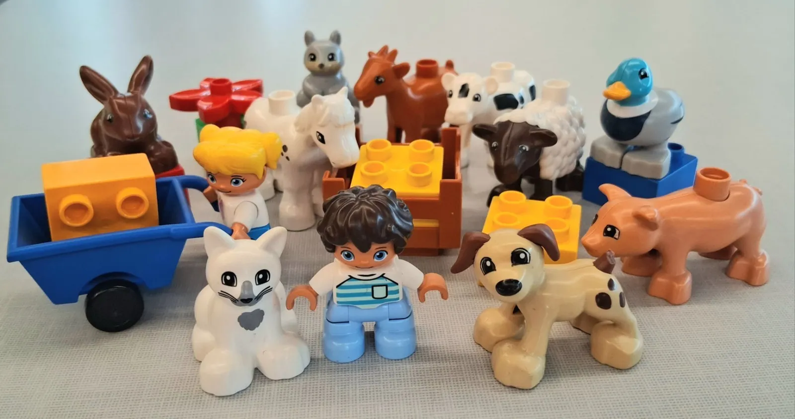 Lego DUPLO Farm Animals Figures Lot~Pig Duck Rabbit Goat Horse Cows & More 21 Pc