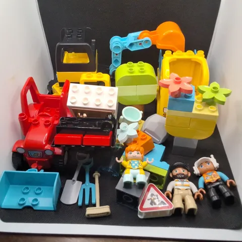 LEGO DUPLO Construction Site Lot Excavator Dump Trucks Figures Tools Accessories