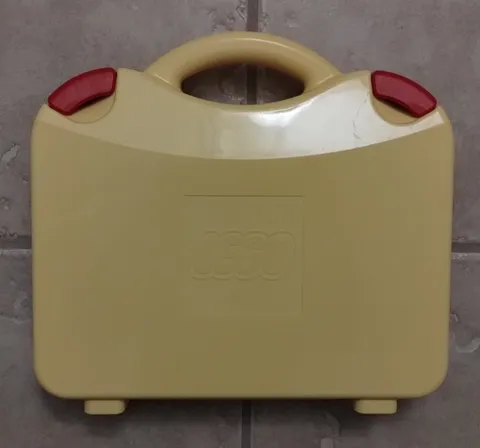 LEGO Yellow Hard Plastic Carrying Case Storage BOX Handle Snap Closure Dividers