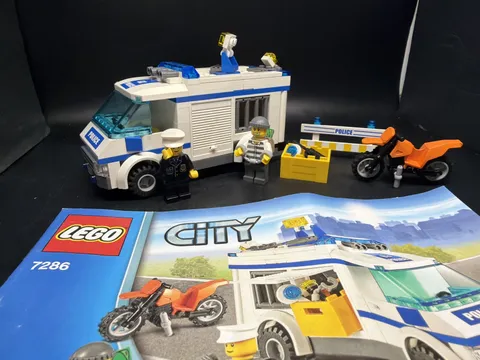 LEGO City #7286 - Prisoner Transport Complete Set with Instructions Retired Set