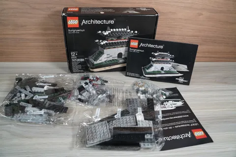 LEGO Architecture Sungnyemun #21016 Seoul South Korea Building OPEN BOX