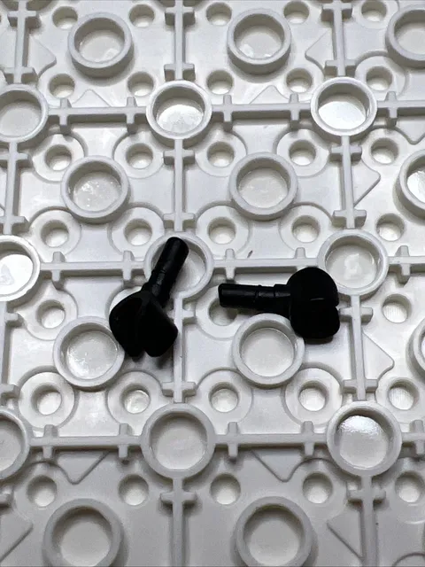 LEGO 983 Black Minifigure Replacement Hands x2 - 1 Pair