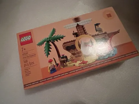 LEGO Promotional: Pirate Ship Playground (40589)