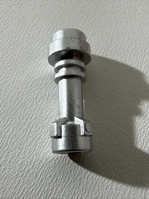 64567 LEGO Minifigure Weapon LIGHTSABER Hilt Straight Metallic Silver CHROME (1)