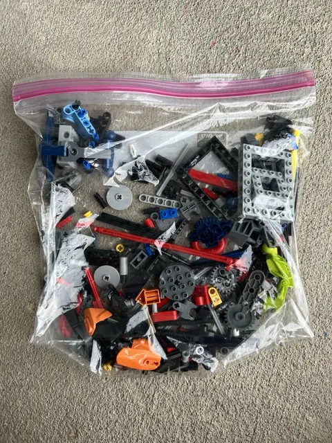 LEGO Technic Parts Gears Axles Liftarms Beams Pins Bulk Lot 7.5 oz TEC75⁠
