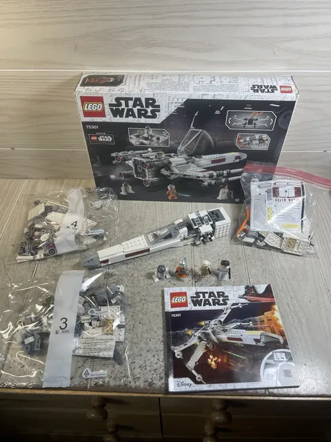 Lego Star Wars 75301 Luke Skywalker's X-wing Fighter  100% Complete Box & Manual