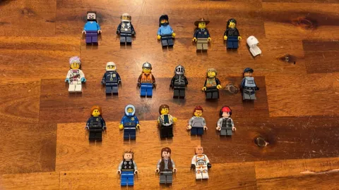 LEGO Minifigures Lot Bundle Assorted Mixed Figures