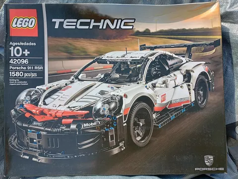 LEGO Technic 42096: Porsche 911 RSR Race Car