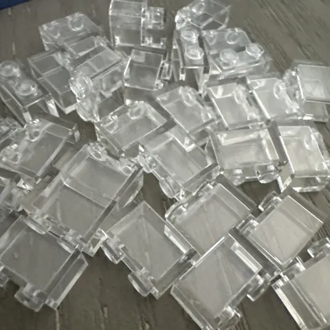 LEGO Brick 1 x 2 without Bottom Tube (3065 / 35743) 31 Pieces Transparent Clear