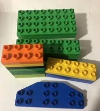 Lego Duplo Lot Of 19 Pieces Parts Pictured
