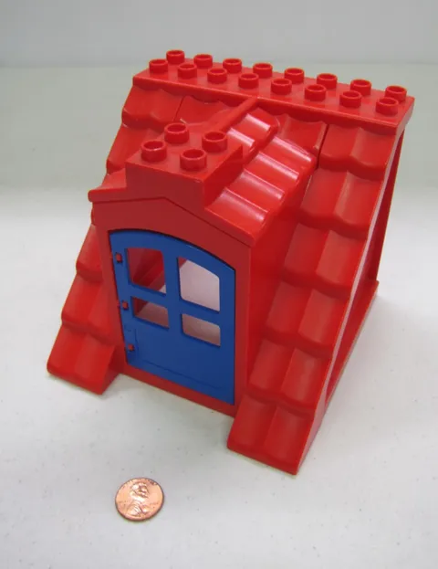 Lego Duplo Red Gabled Roof Blue Door Gable w/ Supports House Farm Christmas