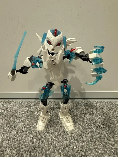LEGO Hero Factory 44011 Frost Beast Villain Loose Figure Retried Rare