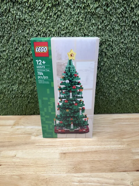 LEGO Christmas Tree 40573 2 in 1 Seasonal Complete Set 784 Pieces NEW SEALED