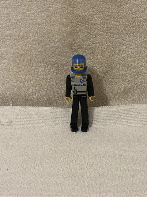 Vintage Lego Technic Police Officer Figure With Helmet FREE SHIP