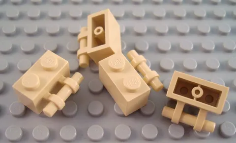 LEGO Lot of 4 Tan 1x2 Bricks with Side Handle