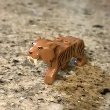 LEGO Sabre Tooth Tiger Authentic Minifigure City 60193 Arctic Saber Tooth Figure