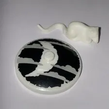 Lego 4X4 Inverted Dish Glow In Dark Crescent Moon & Rat 30065 Monster Fighters