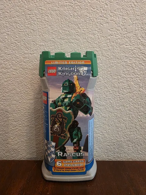New Sealed Lego Knights Kingdom Rascus # 8784